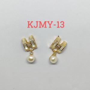 Pendientes de Perlas de Agua Dulce y Latón Hechos a Mano de la Mejor Calidad, Joyería de Regalo para Navidad y San Valentín, Precio de Exportación - Product Image 4