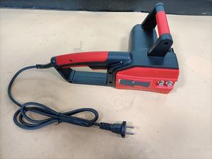 UM leistungs starke 1800w elektrische Kettensäge Mini elektrische Kettensäge mit 16 Zoll Stange - Product Image 2