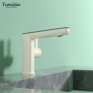 Agitateur moderne en céramique à un trou Robinet <span class=keywords><strong>sur</strong></span> <span class=keywords><strong>pied</strong></span> en cuivre Poignée unique Chrome poli Douche à jet d'eau chaude et froide - Product Image 3