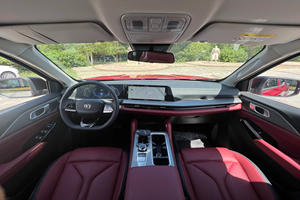 Chino barato gasolina y diesel automático 4x4 Changan usado nuevo coche de recogida 2025 Changan Lantuozhe camioneta de gasolina para la venta - Product Image 6