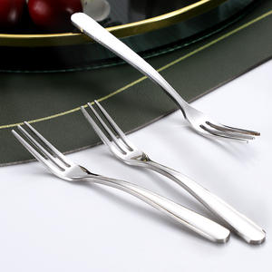 304 Stainless Steel Fruit <b>Fork</b> Thickened Three Pronged <b>Dessert</b> <b>Fork</b> For Cakes Mooncakes And <b>Desserts</b> Dishwasher Safe - Product Image 1