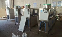 Machine de lavage, de remplissage et de bouchage de bouteilles de 5 gallons à écran tactile 150 bph QGF-150 18,9 L 20 L Machine de mise en bouteille d'eau