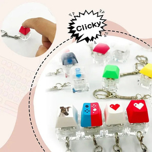Juguete de tecla de teclado, Alivio del estrés para fiestas, Botón fidget DIY, Keycap fidget, Llavero fidget, Llavero de teclado, Juguetes de teclado para dedos - Product Image 3