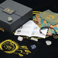 Jeu de tarot de haute qualité 78 cartes en feuille d'or, jeu de cartes à jouer en PVC coloré 12x7cm avec impression changeante