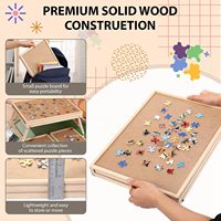 Planche en bois avec table, couleur bois naturel