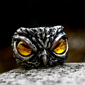 Nuevo Anillo de Dedo de Acero Inoxidable con Diseño de Búho y Ojo Turco de Zirconia - Product Image 1