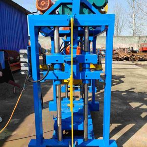 Qt4-40 Mesin Cetakan Blok Interlock Beton Kecil <span class=keywords><strong>Manual</strong></span> Otomatis Mesin Pembuat Blok Bata Multifungsi Bloquera - Product Image 3