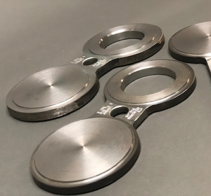 <span class=keywords><strong>ASTM</strong></span> <span class=keywords><strong>A516</strong></span> <span class=keywords><strong>gr.70</strong></span> thép không gỉ 304 316L JIS 300lbs 600lbs cảnh tượng mặt bích mù - Product Image 1