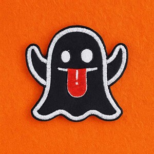 Écusson de broderie en chenille fantôme noir d'Halloween pour sacs, vestes et sweats à capuche - Product Image 2