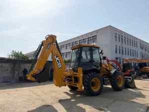 Nueva Retroexcavadora JCB 4CX, 74kW, Profundidad de Excavación de 4.7m - Product Image 2