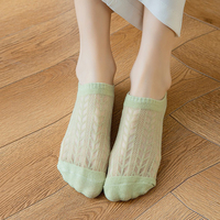 Ventes directes d'usine en gros maille creuse dames chaussettes de climatisation respirant femmes bateau chaussettes dentelle chaussettes invisibles