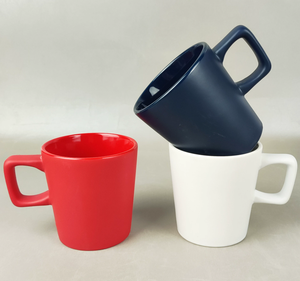 Taza de Cerámica Estilo Minimalista, Taza de Café de Color Sólido con Asa Cuadrada Única para Hogares Estéticos - Product Image 6