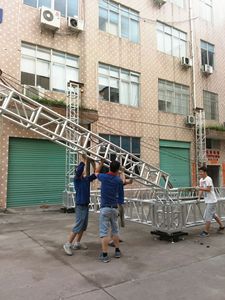 Structure en aluminium portable ESI pour un montage et un <span class=keywords><strong>transport</strong></span> faciles pour les charpentes de toit - Product Image 3