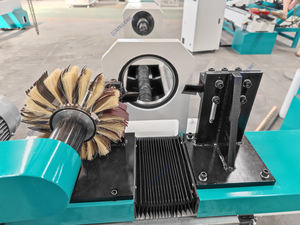 Tour à bois CNC à double lame de base bon marché, qui peut être utilisé pour traiter les battes de baseball, les béquilles, les cannes et les pieds de table de billard - Product Image 3