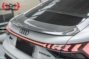 Kit Carrozzeria Stile F in Fibra di Carbonio Secca per <span class=keywords><strong>Audi</strong></span> <span class=keywords><strong>E</strong></span>-<span class=keywords><strong>TRON</strong></span> <span class=keywords><strong>GT</strong></span>: Paraurti, Labbro Anteriore, Prese d'Aria Anteriori, Minigonne Laterali, Diffusore Posteriore, Alettone - Product Image 4