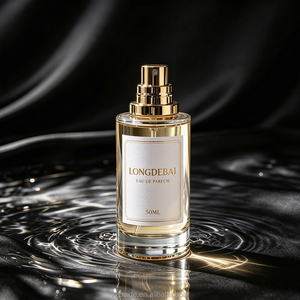 Wholesale Luxury Glass <b>Perfume</b> <b>Bottle</b> <b>30ml</b> 50ml 100ml Premium Empty Fragrance Atomizer Clear <b>Perfume</b> <b>Bottle</b> with Gold Cap - Product Image 3
