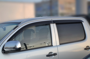 Mugen Matériaux d'injection Déflecteurs <span class=keywords><strong>de</strong></span> pluie pour Toyota Hilux 2005-2014 Déflecteurs <span class=keywords><strong>de</strong></span> vent automobile Visière <span class=keywords><strong>de</strong></span> voiture en acrylique - Product Image 3