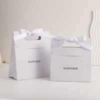 Nouveau design, sac cadeau en papier spécial avec couvercle rabattable, sac à main de luxe, emballage cosmétique, mariage, bonbons, logo personnalisé, vente en gros, ruban