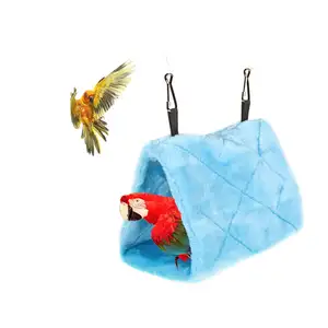 All'ingrosso nuovo Design Pet triangolo amaca di alta qualità flanella uccello pappagallo appeso grotta gabbia amaca nido d'uccello tenda