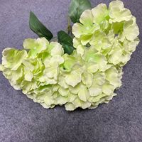 Künstliche 5-Köpfige Französische Rosen Rote Seidenblumen für Valentinstag & Muttertag - Handgefertigte Hochzeitsdekoration