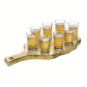 Support à verres à shot avec 8 verres et plateau en bois pour servir les boissons - Product Image 2