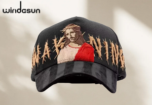 Gorras de Béisbol Hip-hop de 5 Paneles al por Mayor |   Gorras con Visera de Gamuza con Patrón de Grafiti de Letra <span class=keywords><strong>R</strong></span> Bordada para Hombre - Product Image 2