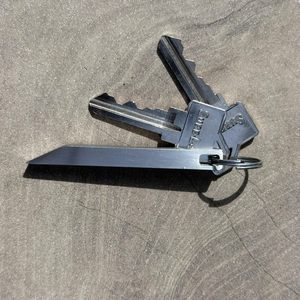 EDC Brechstange, Robuste Mini-Edelstahl-Schlüsselanhänger-Brechstange - Mächtiges Miniatur-Multitool, Schraubendreher, Flaschenöffner - Product Image 2