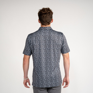 डिजाइन गोल्फ कपड़े प्रदर्शन लक्जरी उच्च गुणवत्ता वाले पोलो पूर्ण सबलिमिनेशन प्रिंट पुरुषों के लिए गोल्फ पोलो शर्ट - Product Image 3