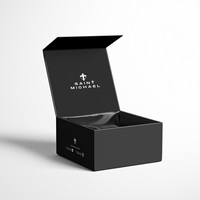 Emballage de boîte cadeau personnalisé de luxe avec insert en satin noir magnétique doublé de satin à l'intérieur pour cadeau chrétien