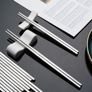 Venta al por mayor de fábrica de alta calidad personalizado japonés plata 304 Metal Acero inoxidable <span class=keywords><strong>palillos</strong></span> <span class=keywords><strong>Coreanos</strong></span> - Product Image 4