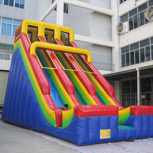 Grand toboggan gonflable en PVC pour usage universel, locations commerciales et événements festifs - Product Image 1