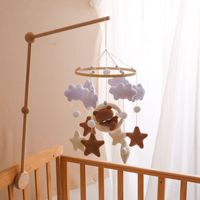 Mobile de berceau pour enfants de style nordique transfrontalier, en peluche faite à la main, avec interaction sonore et lumineuse, sans assemblage requis, pour bébé