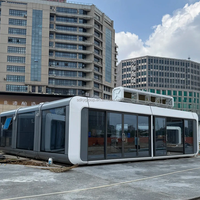 Module préfabriqué de fabrication industrielle avec extérieur personnalisé pour projet touristique, lodge de glamping, maison capsule spatiale moderne de luxe haut de gamme
