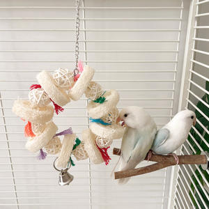 Игрушки для снятия стресса: пижама из луфы ручной работы с пионами, подвесные кольца, гирлянды из луфы, качели для попугаев и птиц - Product Image 4