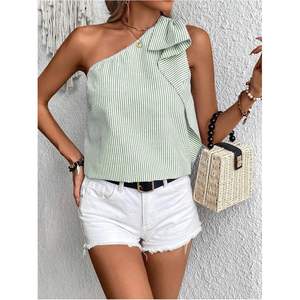 เสื้อผู้หญิงลายทางแบบไหล่เดียว แขนกุด เสื้อฤดูร้อนลำลองสำหรับวันหยุด ผ้าป๊อปลินระบายอากาศได้ดี - Product Image 4