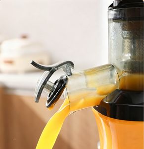 Extracteur <span class=keywords><strong>de</strong></span> jus à mastication lente portable 1500 mAh rechargeable par USB, rendement élevé en jus, presse-agrumes à froid pour légumes <span class=keywords><strong>et</strong></span> fruits - Product Image 4