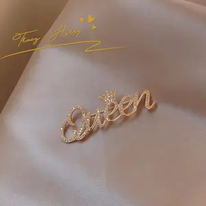 Tracy-Herry Mode accessoires Diamond Crown Englischer Brief Brosche Korea Dongdaemun Persönlichkeit Design Schmuck Frauen