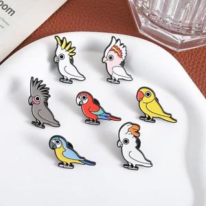 Nouvelle Arrivée <span class=keywords><strong>Épingles</strong></span> Métalliques de Dessin Animé Série Perroquet Mignon Broches Créatives Style Cartoon Accessoire Métallique Coloré Oiseau Animal - Product Image 4