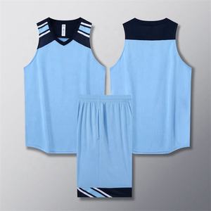 Мужская баскетбольная рубашка и шорты - Product Image 6