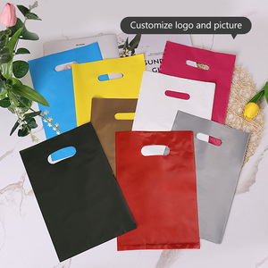 Bolsas <span class=keywords><strong>de</strong></span> Compras <span class=keywords><strong>de</strong></span> Plástico Plegables con Asa Troquelada y Logotipo Personalizado para Boutique y Comercio Minorista - Product Image 5