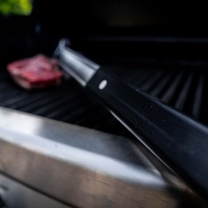 Pinces à barbecue en acier inoxydable avec mécanisme de verrouillage pour griller, servir et cuisiner en extérieur - Product Image 4