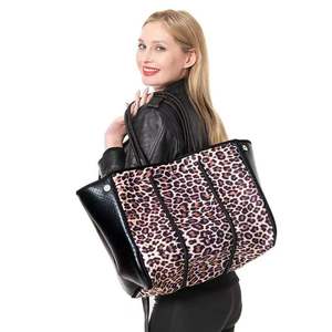 Borsa da Spiaggia Donna Grande Capacità in Neoprene Traforato, Borsa a Mano Casual Estiva per <span class=keywords><strong>Mare</strong></span>, Borsa Tote da Spiaggia in Neoprene di Tendenza - Product Image 6