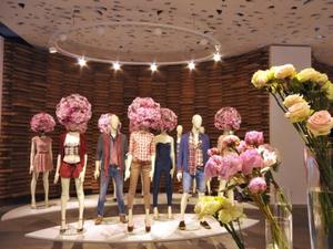 Mannequins féminins grandeur nature en solde pour vitrine, <span class=keywords><strong>mannequin</strong></span> féminin grande taille - Product Image 2