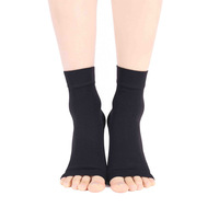Prix de gros d'usine OEM Chaussettes de compression pour chevilles 20-30 mmHg