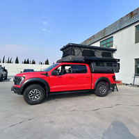 Camper tout-terrain moderne pour pick-up 4x4 avec auvent léger et imperméable à glissière
