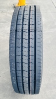 Pneus Chinois Économiques 255/70R22.5 pour Semi-Remorques à Plateau – Vente en Gros pour le Marché Américain