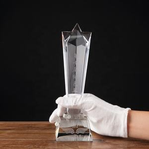 Trophée de <span class=keywords><strong>cristal</strong></span> de récompense de champion personnalisé de sport en gros trophée en <span class=keywords><strong>cristal</strong></span> d'étoile vierge pour le verre de trophée de trofeos personnalisé de souvenir - Product Image 5