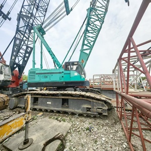 Grúa sobre orugas usada de 200T en buen estado de funcionamiento, con motor, componentes de engranajes y rodamientos incluidos. - Product Image 5