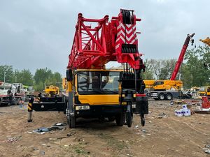 Grúa Móvil Usada SANY STC750H de 75 Toneladas y Grúa de Camión SANY de 80 Toneladas, Precio Económico y Competitivo en Venta - Product Image 3