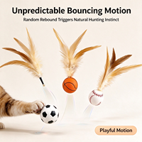 Jouet pour chat en forme de plume élastique, balle en caoutchouc à lancer, jeu interactif de poursuite et de saut pour chats d'intérieur